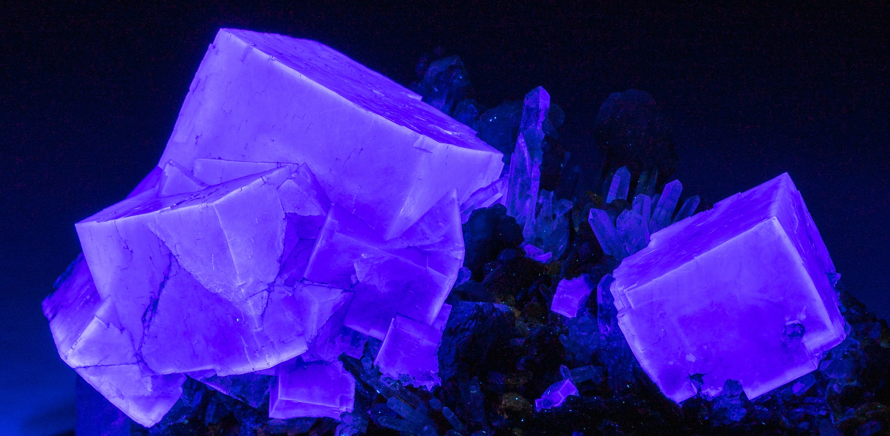 Fine Minerals Khushall Fine Minerals